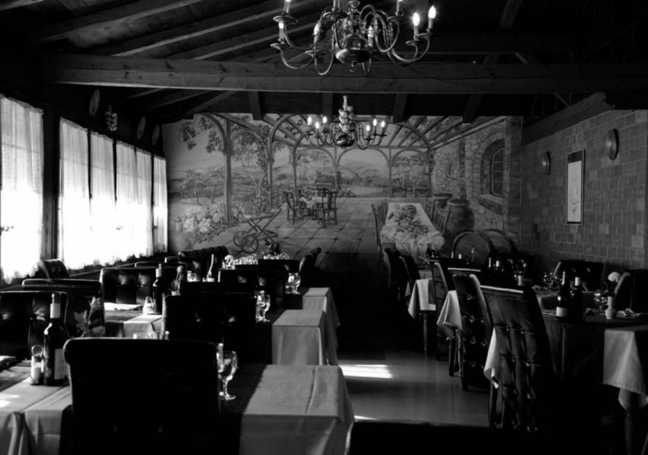 Motel Des Fleurs Servion エクステリア 写真